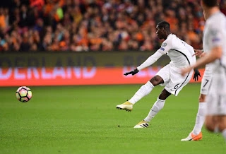 LE MISSILE DE POGBA QUI OUVRE LE SCORE POUR LES BLEUS