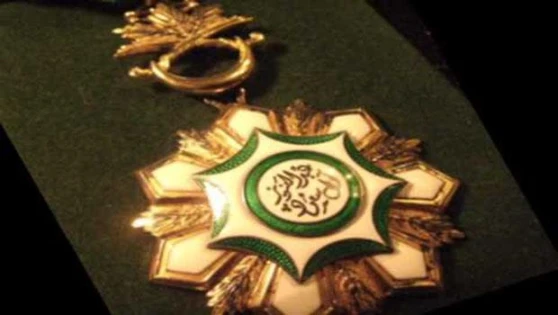 بالصور|| نرصد أبرز الرؤساء الذين تقلدوا وسام «الملك عبدالعزيز».. وهل سيحصل «ترامب» على مزاياه المادية؟ | 106054