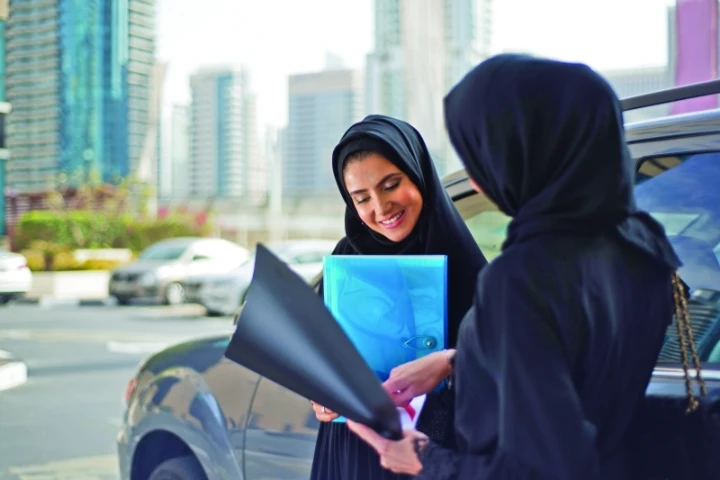 إشادات عربية بإنجازات الإمارات في تمكين المرأة | 107212