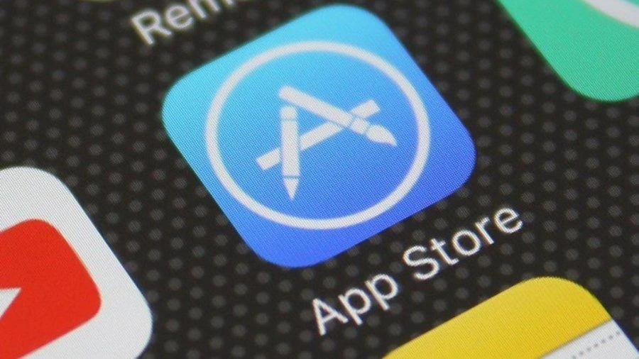 Apple Removes Facebook's VPN App From App Store | 110905