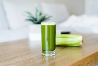 5 Powerful Healing Benefits of Celery Juice