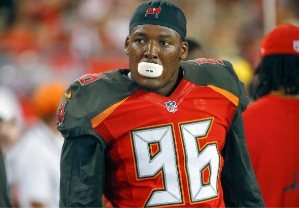 NFL: Former DE Ryan Russell reveals he is bisexual amid comeback try | 113155