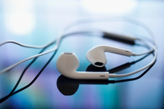 Eleven EarPods Tricks | إحدى عشر حيلة بواسطة سماعة الرأس | 23257