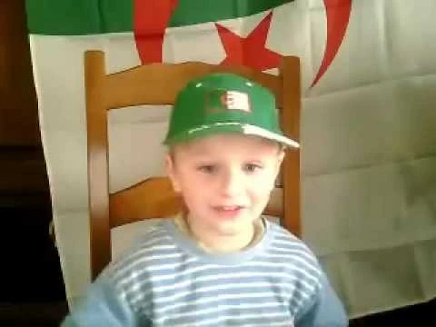 ALGERIE coupe du monde طفل الماني يغني للجزائر | youtube.com | 35758
