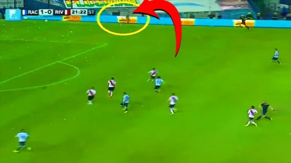 Fantasma aparece durante un partido en Argentina Racing 1 vs River Plate 0 2014 | 36685