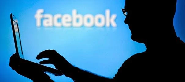 موظفو فايسبوك بإمكانهم ولوج حسابات المستخدمين دون كلمة مرور | 52501