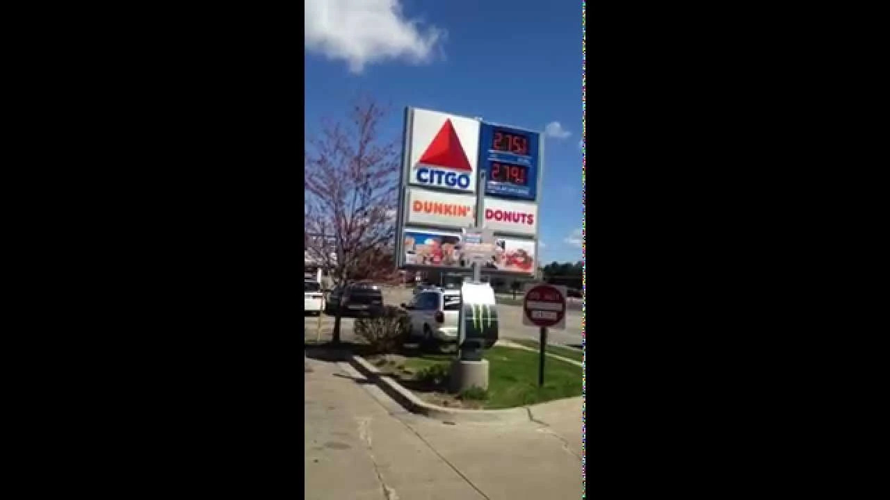 CITGO gas station scam-Video 1 . Chief Chicago Limo | youtube.com | 64160