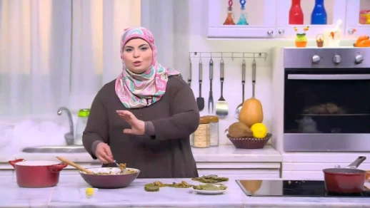دجاج بالبصل - محشي ورق عنب -بقلاوة مقلية - ساليزون | على قد الأيد حلقة كاملة | youtube.com | 69970