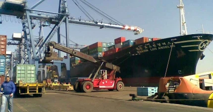 easy mese: The arrival of a shipment of iron from Brazil to the port of Alexandria | 74990