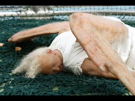Real Life Fallen Angel Has Fallen From The Sky In London(fake or real) | 85893