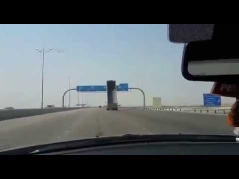 Truck Crashes into a Highway Sign | 88636