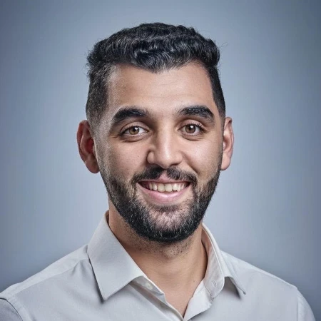 khalil taghda | youtube.com | 88933