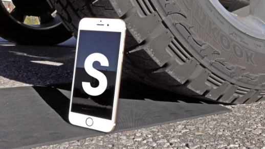 iPhone 6S vs Ford F150 | youtube.com | 95209