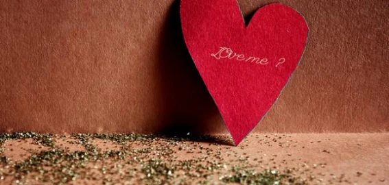 كيف لي أن أعرف أنه يحبني - موضوع | 96306