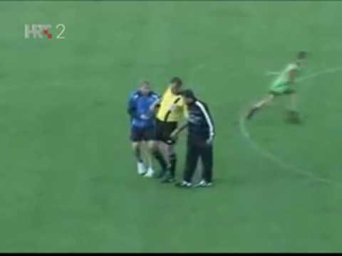 Messi slaps the drunk | 99204